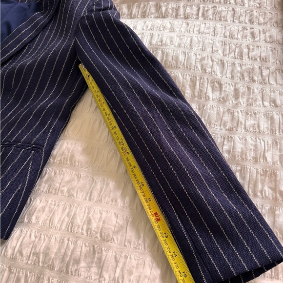 Tahari Blue and White Pinstripe Blazer - Picture 6 of 9